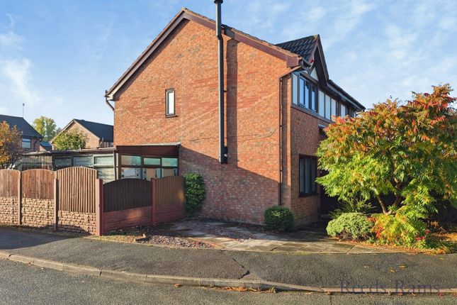 2-bed semi-detached on Kingfisher Grove, Staffordshire, £180,000