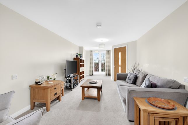 44, Balshaw Court,, Leyland photo 3