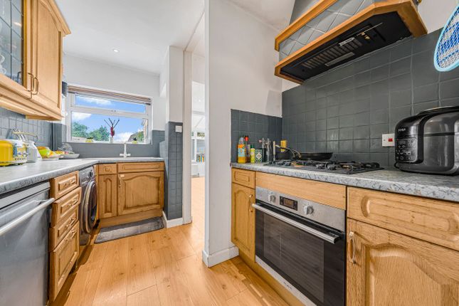 44a, Green Lane, Shepperton photo 4
