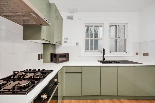Flat 17 Tennyson Court, Dorset Square, London photo 5
