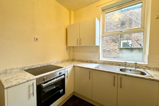 Flat to rent in Society Place, Derby