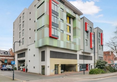 2-bed flat on 12, Elm Road, Northwembley, £285,000