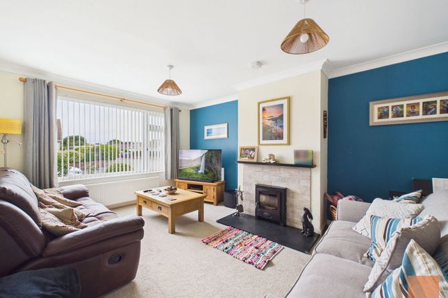 23, Treforthlan, Redruth photo 3