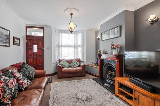 21, Alfred Road, Kent photo 3