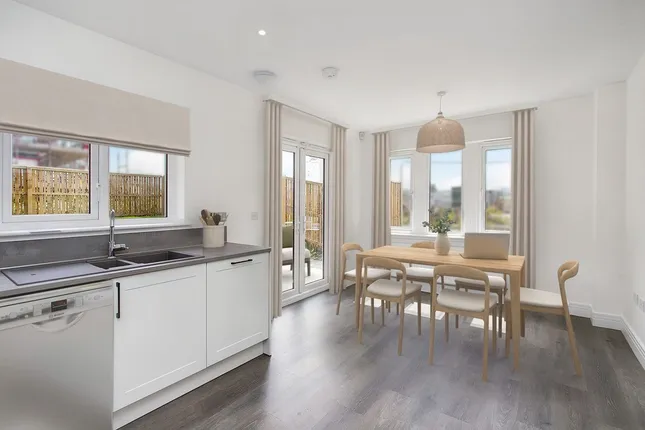 Cala Homes - Pinefields