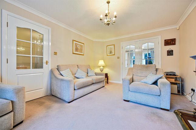 8, Beltonfoot Way, Wishaw photo 4