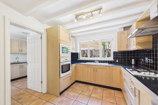 104, Harvard Road, Sandhurst photo 4