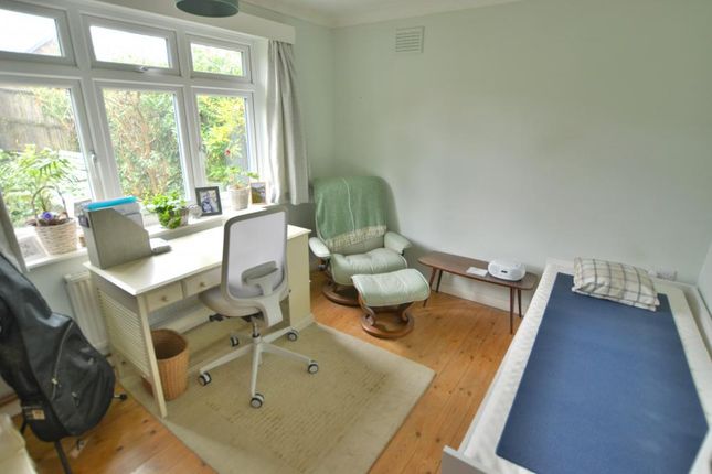 Quarndon, Bells Drive, Wimborne photo 3