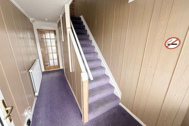 2 Forres Drive, Glenrothes photo 4