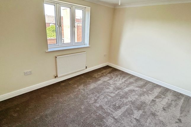 23, Henley Court, Gainsborough photo 5