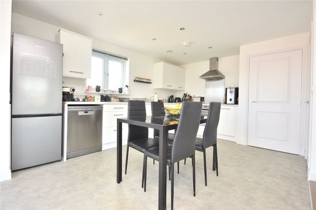 72, Barrington Way, West Yorkshire photo 4