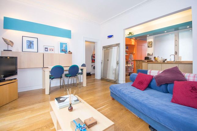 Raised Ground Floor Flat, 34, Stockwell Park Crescent, London photo 5