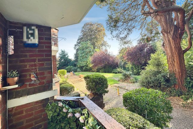1, The Mount, New Bedford Road, Bedfordshire photo 4