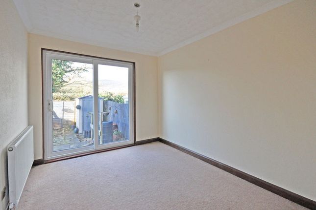 113, Brynglas, Cwmbran photo 4