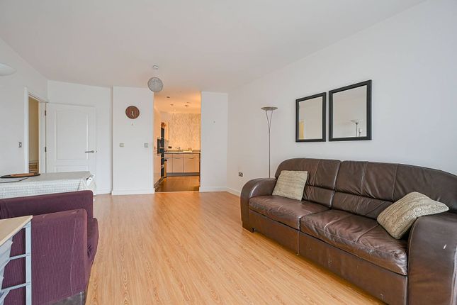 Thumbnail Flat to rent in Luma Apartments, Park Royal, London