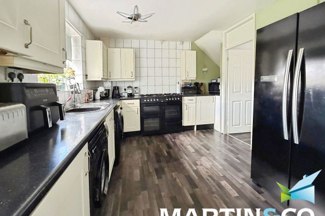 15, Cypress Road, Normanton photo 2