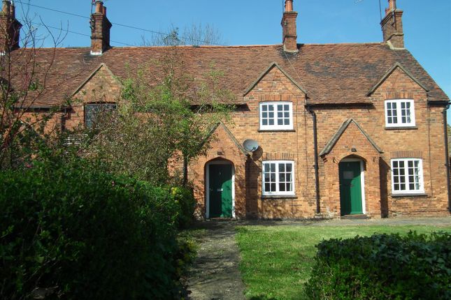 3-bed house on 3, The Green, Northampton, £1,250/mo