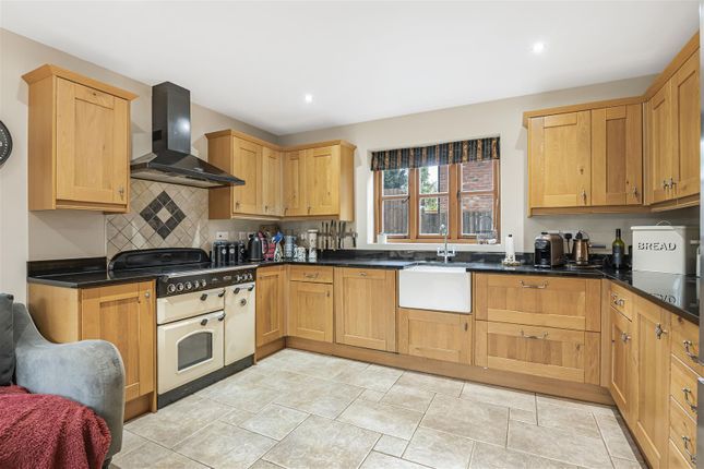 Holly House, Charndon photo 2