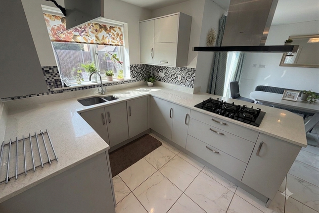 8, Milton Keynes photo 4