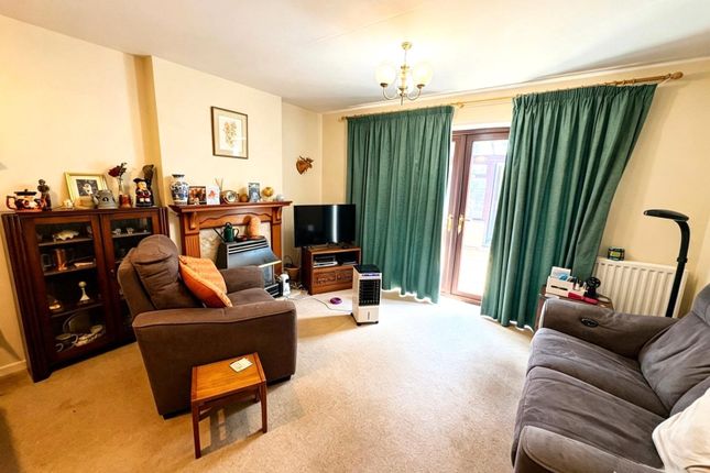 14, Woodward Court, Stratford-upon-Avon photo 4
