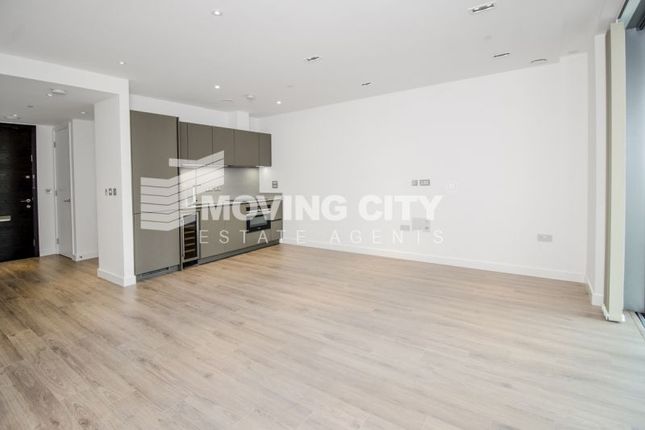 Thumbnail Studio to rent in Cashmere House, Aldgate East