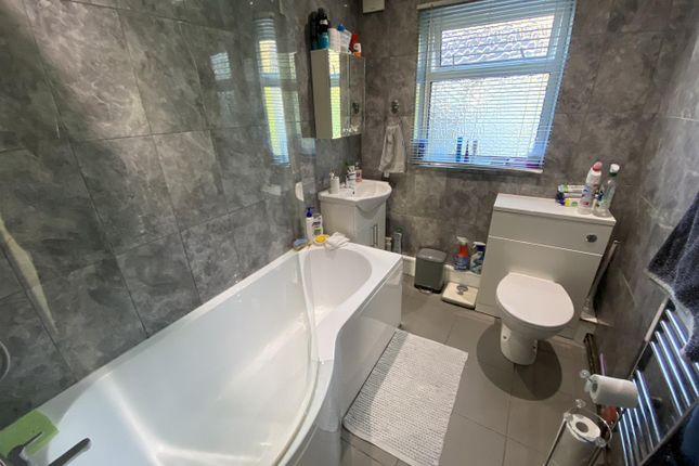 End terrace house for sale in Culla Road, Trimsaran, Kidwelly