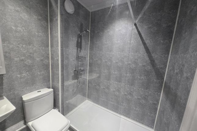 24, Manor Court, South Shields photo 5
