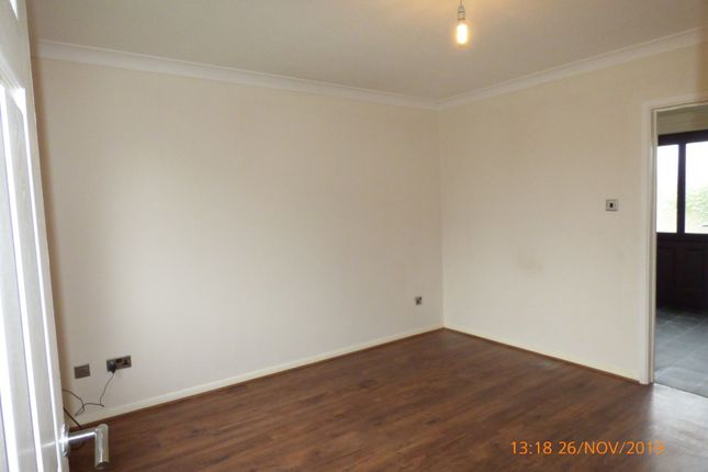 7, Bramley Rise, Beccles photo 2