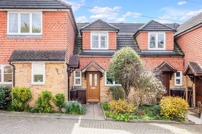 Thumbnail Terraced house for sale in Woodlands Road, Epsom