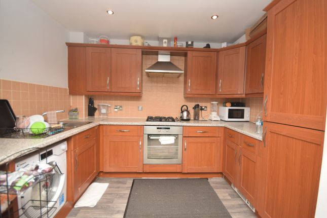 125, Clarkson Court, Hatfield photo 4