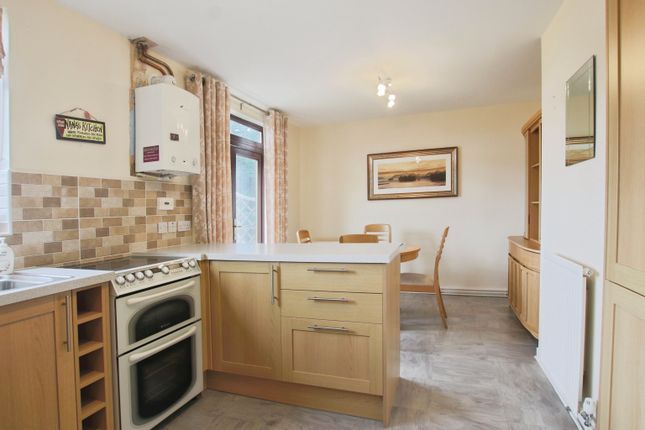 21, Northfield, Hull photo 2
