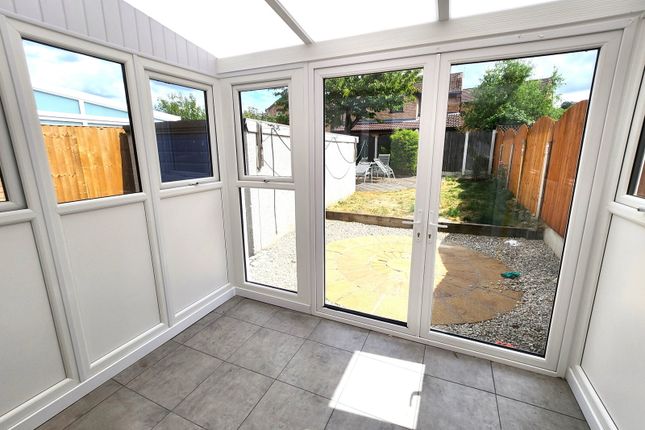 2, Welland Drive, Stourbridge photo 4