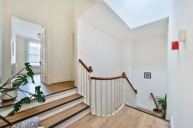 10, Station Road, South Brent photo 4
