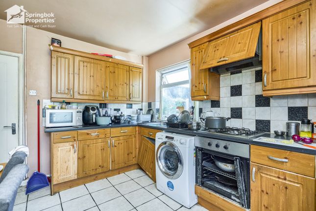 7, Dangerfield Lane, Wednesbury photo 4