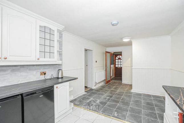 2, Dunmuir Road, Kirkcudbrightshire photo 4