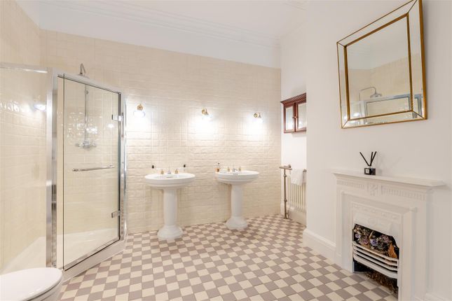 8645445-Interior22.Jpg