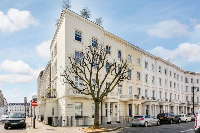 Maisonette to rent in Cumberland Street, London