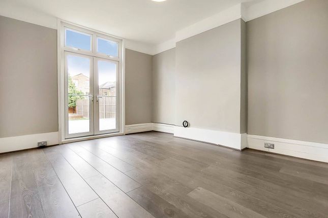 Terraced house to rent in Northwood Road, Forest Hill, London