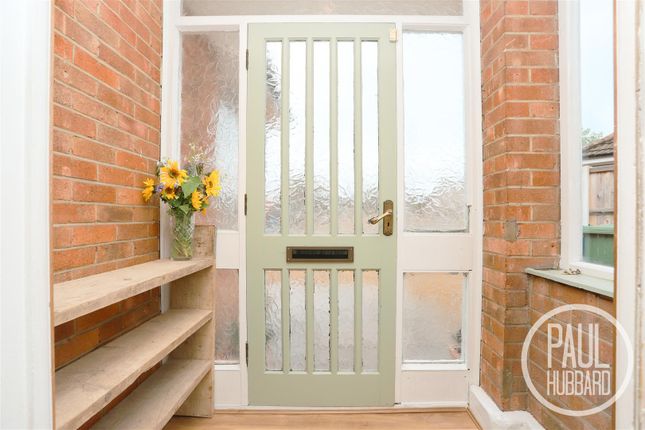 5, Walmer Close, Pakefield photo 4