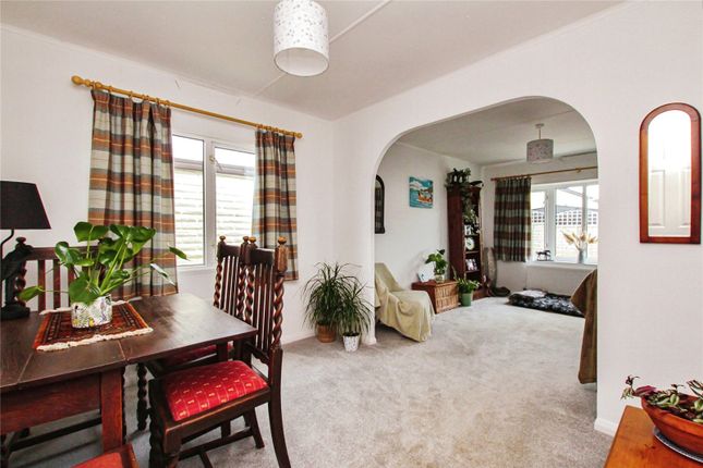 26, Priors Close, Ely photo 4