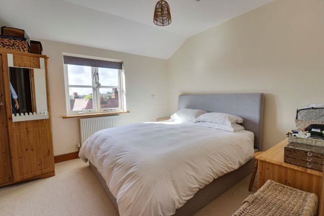 6 Regency Way, Riverside, Bishop's Stortford photo 4