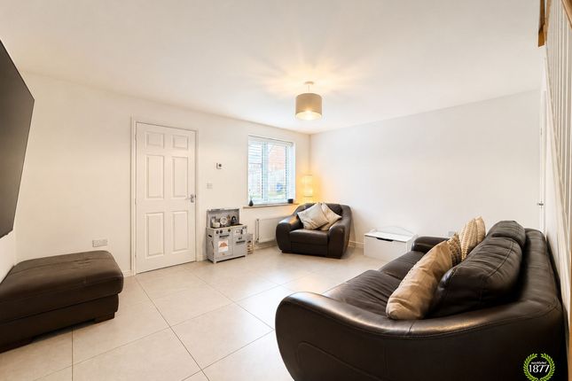 25 Woodview Drive, Accrington photo 4