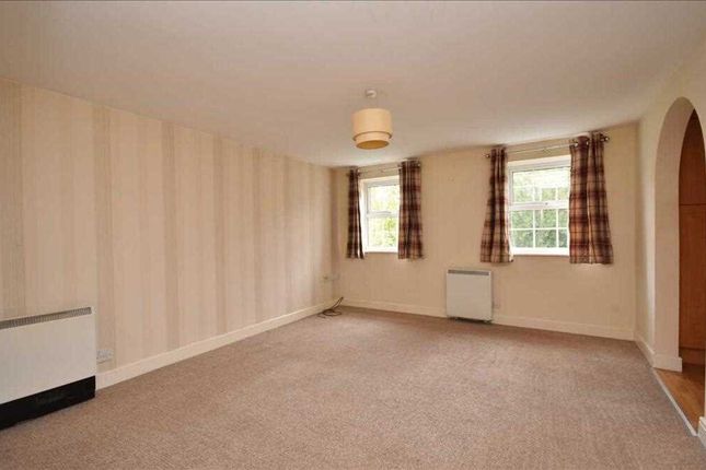 14, Maple House, Chorley photo 2