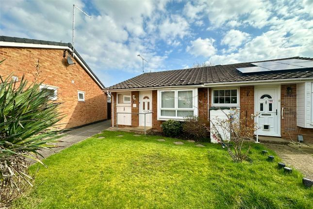 2-bed house on 24, Madingley, Berkshire, £350,000
