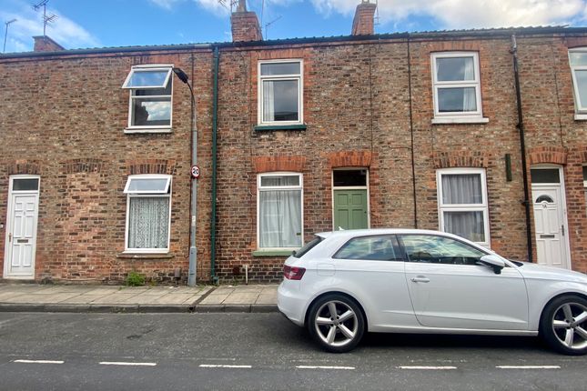 2-bed house on 3, York, £1,450/mo