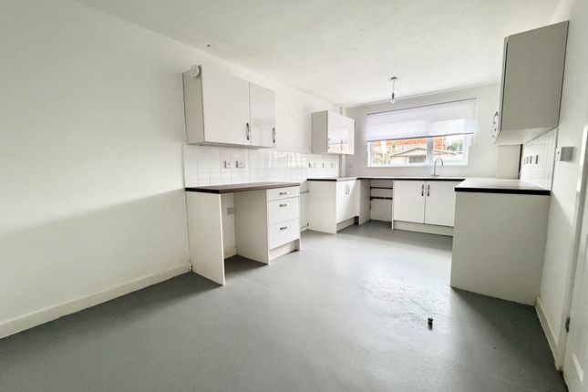 239, Gunville Road, Newport photo 2