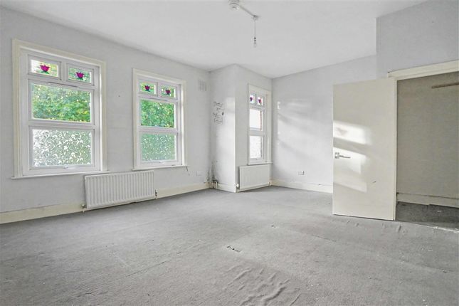 Wrottesley Road, WOOLWICH photo 3