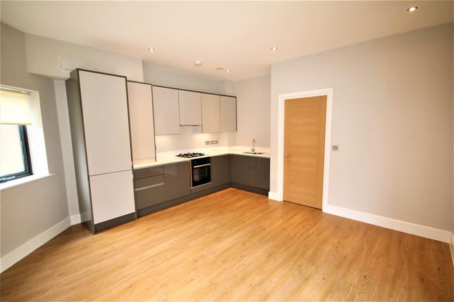 Living Kitchen.Jpg