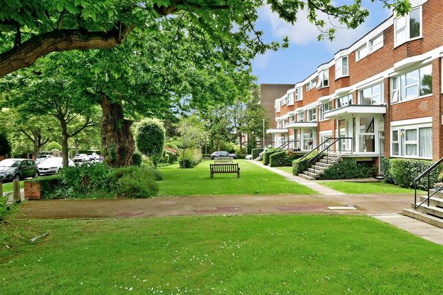 Thumbnail Maisonette for sale in The Rowans, Worthing, West Sussex