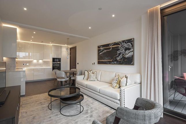 Thumbnail Flat to rent in The Residence, Nine Elms, London